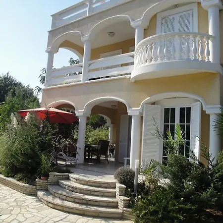 Veronika Apartment