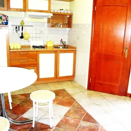Veronika Apartment *