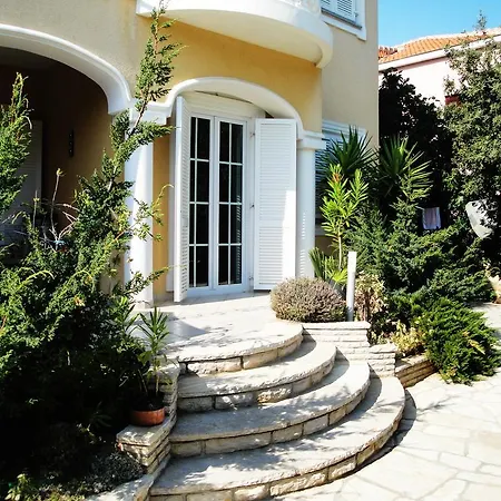 Veronika Apartament *